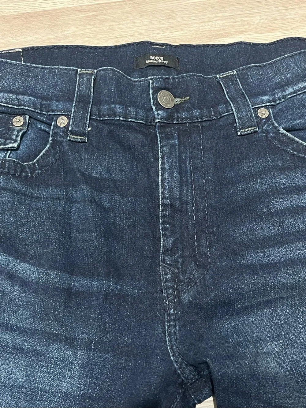 True Religion Men's Relaxed Skinny Distressed Blue Denim Jeans Size 40x33